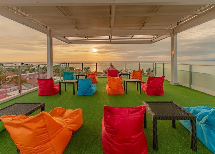 Resort Express Baruna By Ihg 4*