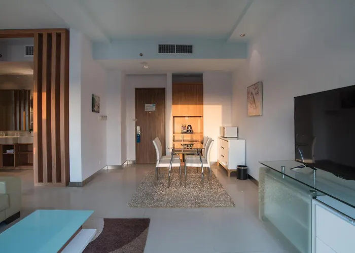 Express Baruna By Ihg Resort
