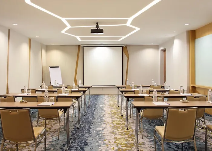 Express Baruna By Ihg Resort